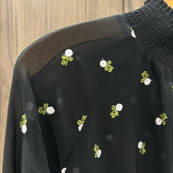 Cabi Medium Top Black Sheer Floral Embroidered Mock Neck Quarter Button Down - Picture 4 of 13